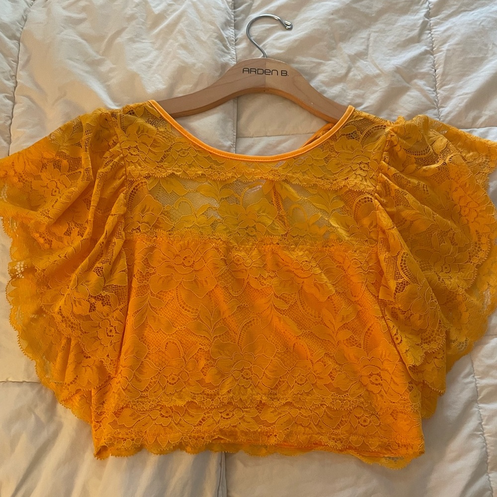 GUESS CROP TOP